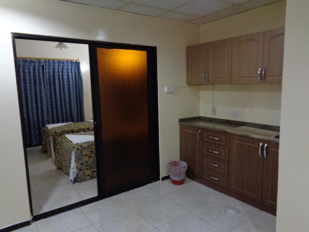 Deira Palace Hotel Dubai Room photo