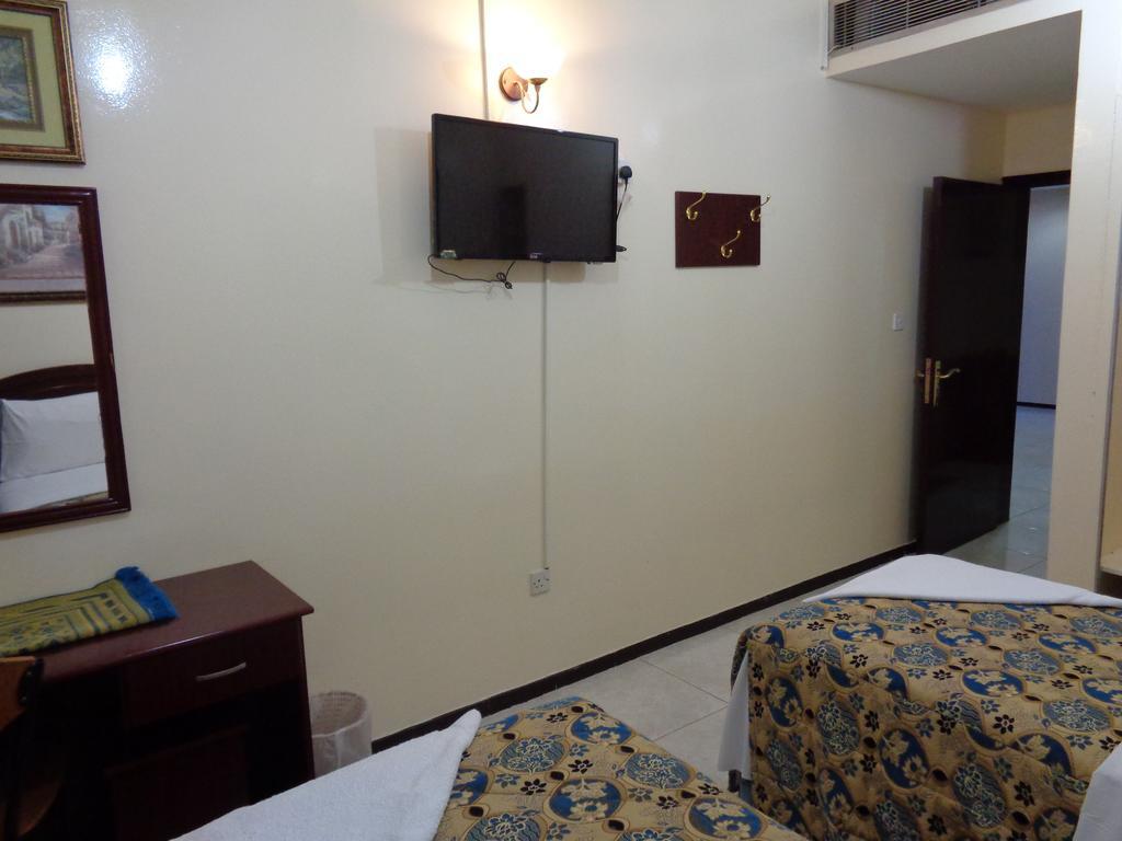 Deira Palace Hotel Dubai Room photo